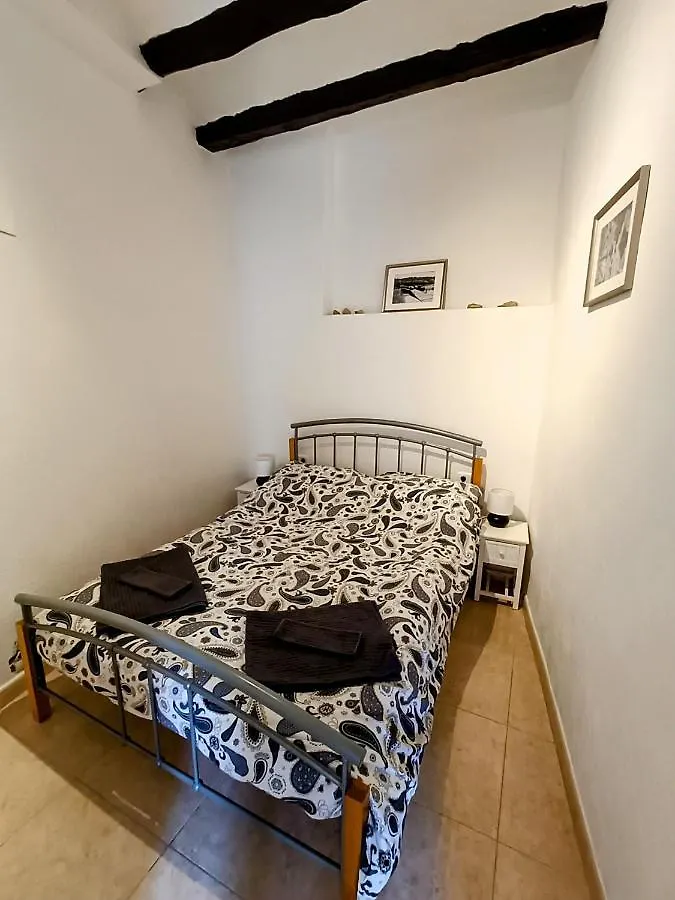 Casa En La Valleta Ginestar Ferienhaus